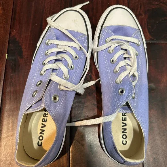 Converse Chuck Taylor low tops Light Purple color | Men’s 6 / Women’s 8 | New - Picture 3 of 6